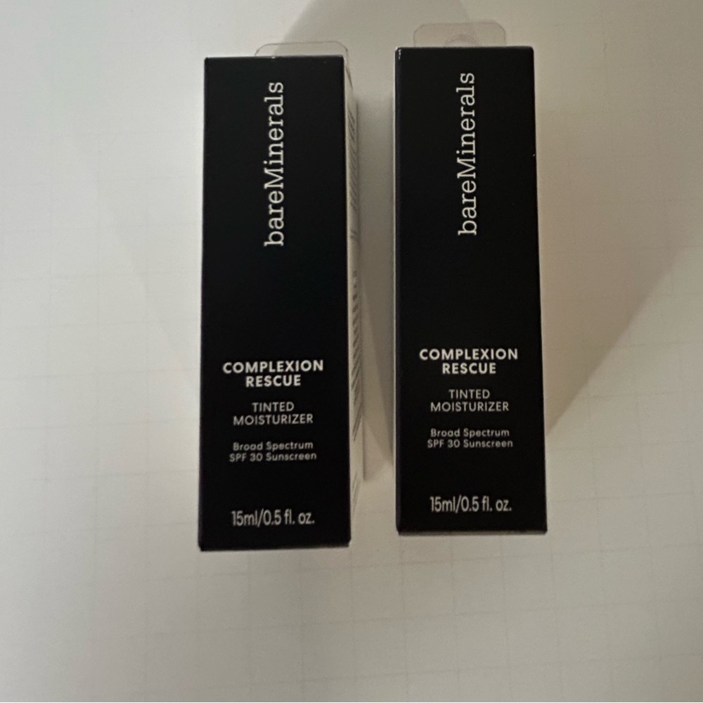 BareMinerals Complexion Rescue Tinted Moisturizer SPF30 in VANILLA 02 NIB x2
